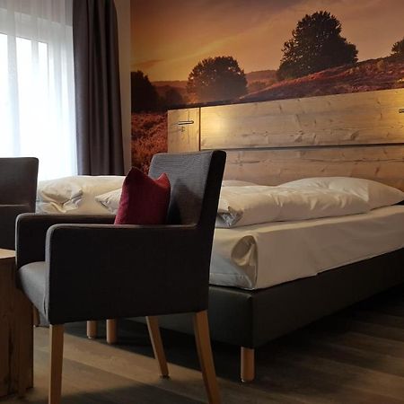 Hotel-Restaurant Zur Linde Altenmedingen 外观 照片