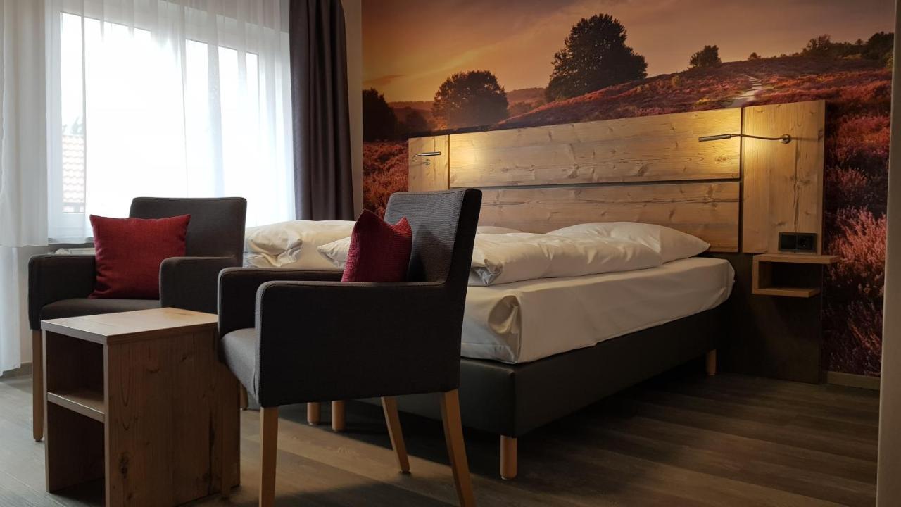 Hotel-Restaurant Zur Linde Altenmedingen 外观 照片