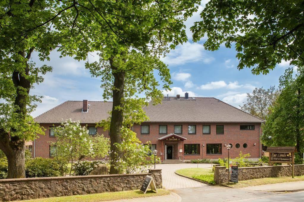 Hotel-Restaurant Zur Linde Altenmedingen 外观 照片