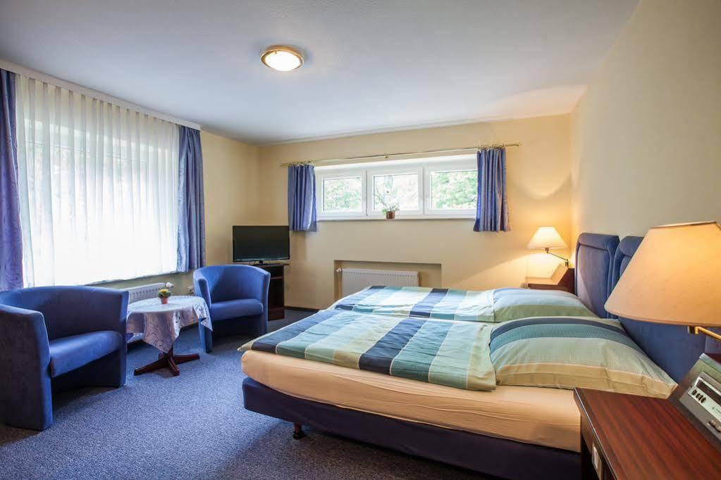 Hotel-Restaurant Zur Linde Altenmedingen 外观 照片